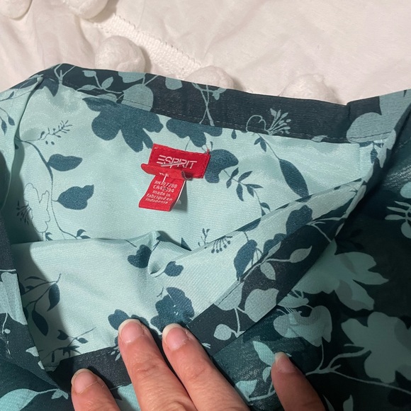 Esprit sheer overlay midi skirt size 2 NWOT - Picture 2 of 4